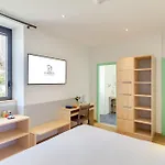 فندق La Cachette 4*