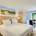 La Cachette 4* ديوليفي