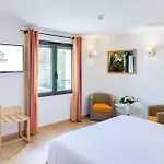 La Cachette 4* ديوليفي
