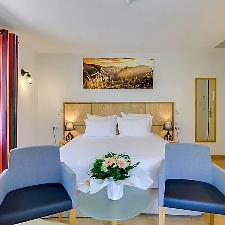 Hotel La Cachette